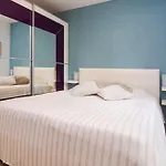 Spacious And Modern Apt, 6 Guests, Station, Self Check-in * Sofia
