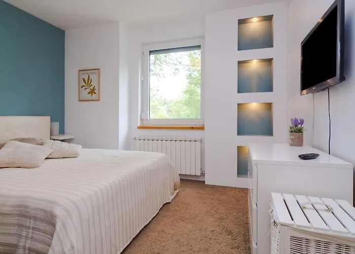 Apartment Spacious And Modern Apt, 6 Guests, Station, Self Check-in Sofia